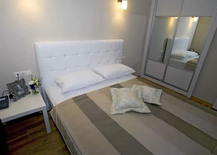 Kondo Suites Apartmanhotel 4*